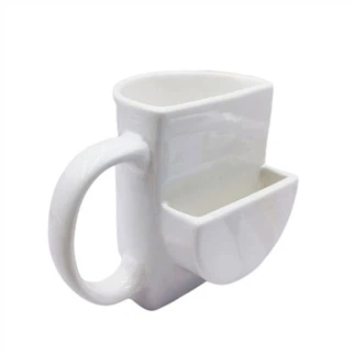 Keksbecher aus weißer Keramik