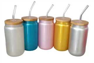 Schlichter Glasbecher